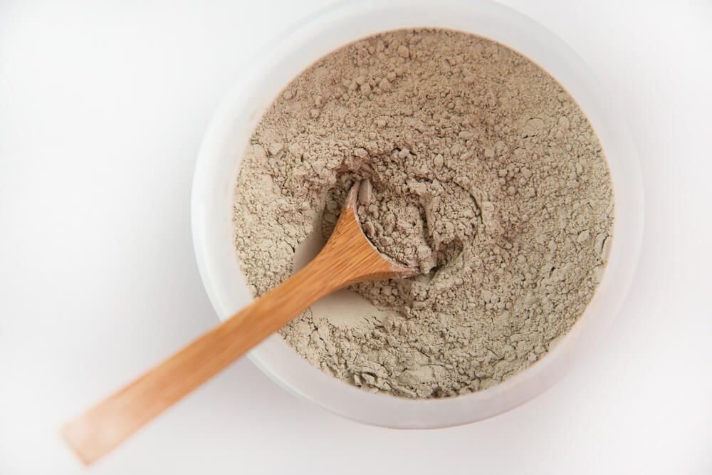 Bentonite clay